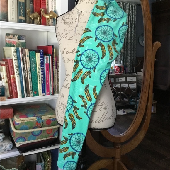 New LuLaRoe OS dream catcher leggings - Picture 2 of 3